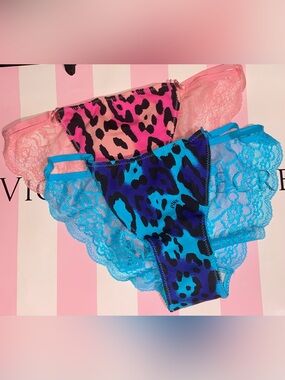 2 New Vintage Victoria's Secret
PINK string Bikini Panty lace cotton leopard